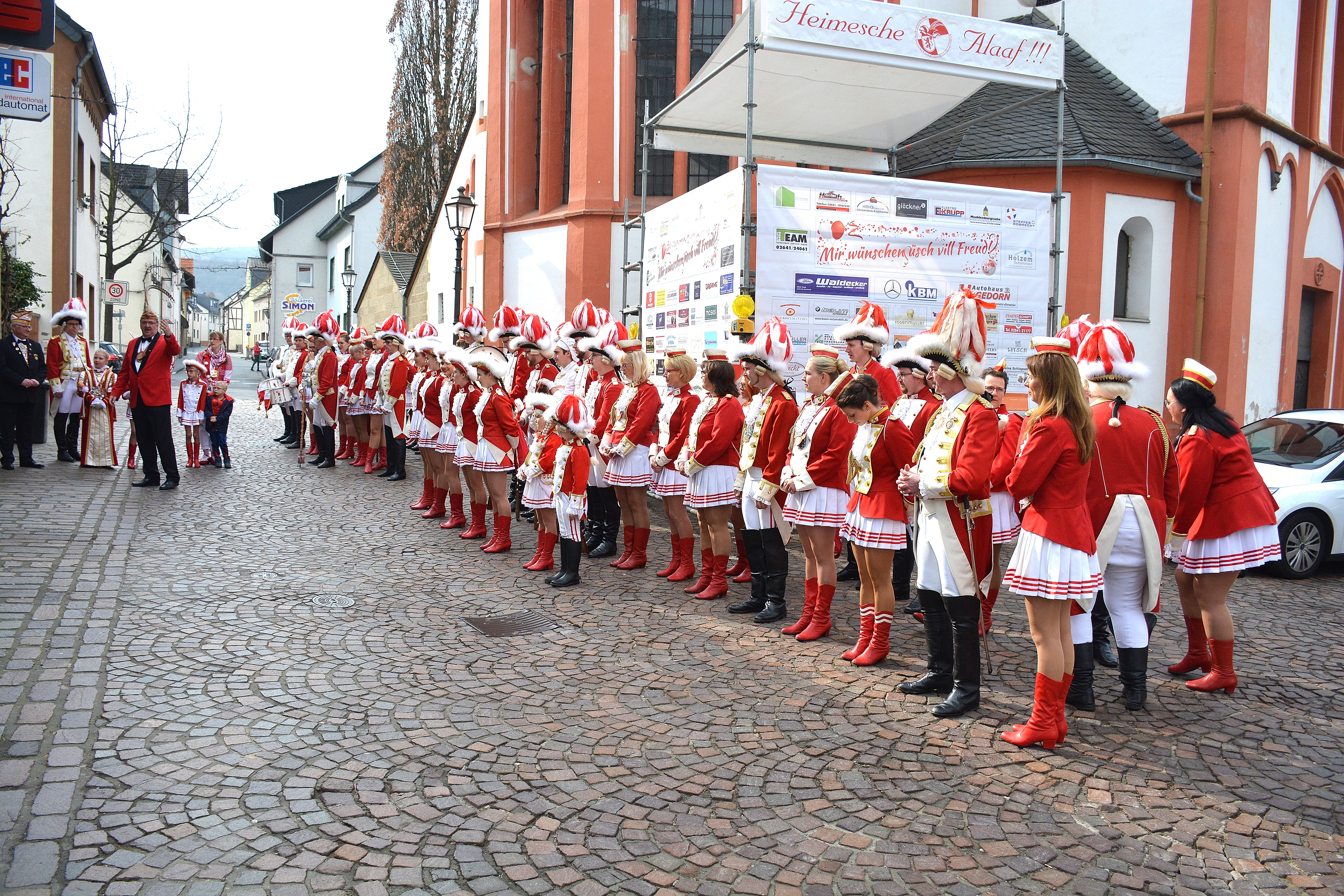 Weiberdonnerstag – FUNKENCORPS ROT-WEISS